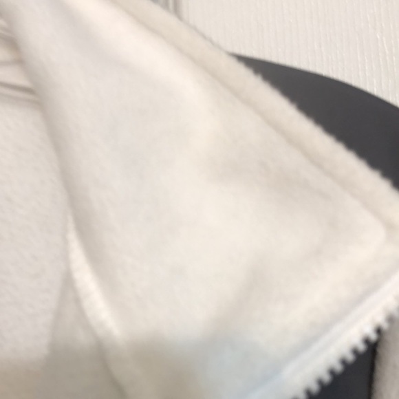 The North Face size small white & grey fleece zip jacket three pockets - Picture 10 of 11